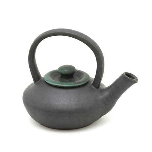 round teapot